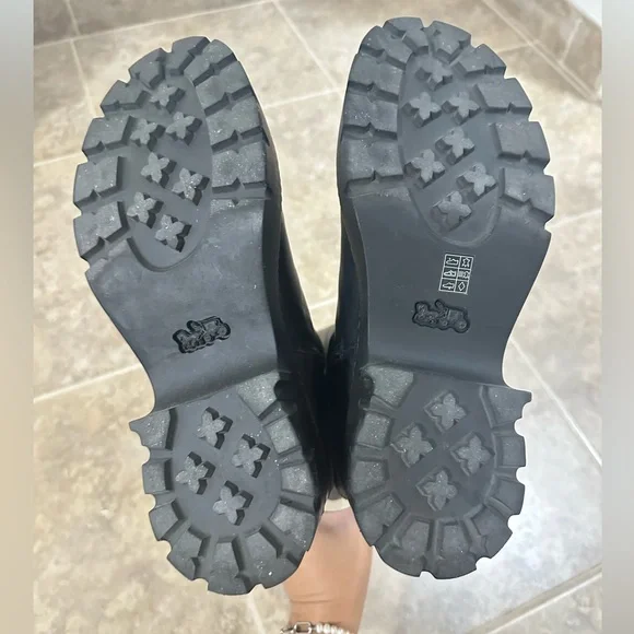 COACH James Leather Boot Black - Picture 12 of 16